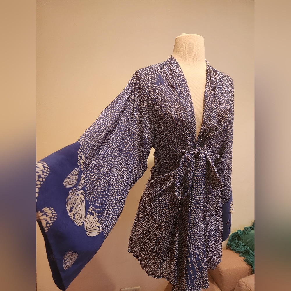 Issa Blue Tunic/Dress with Tie in Front, US Size 4